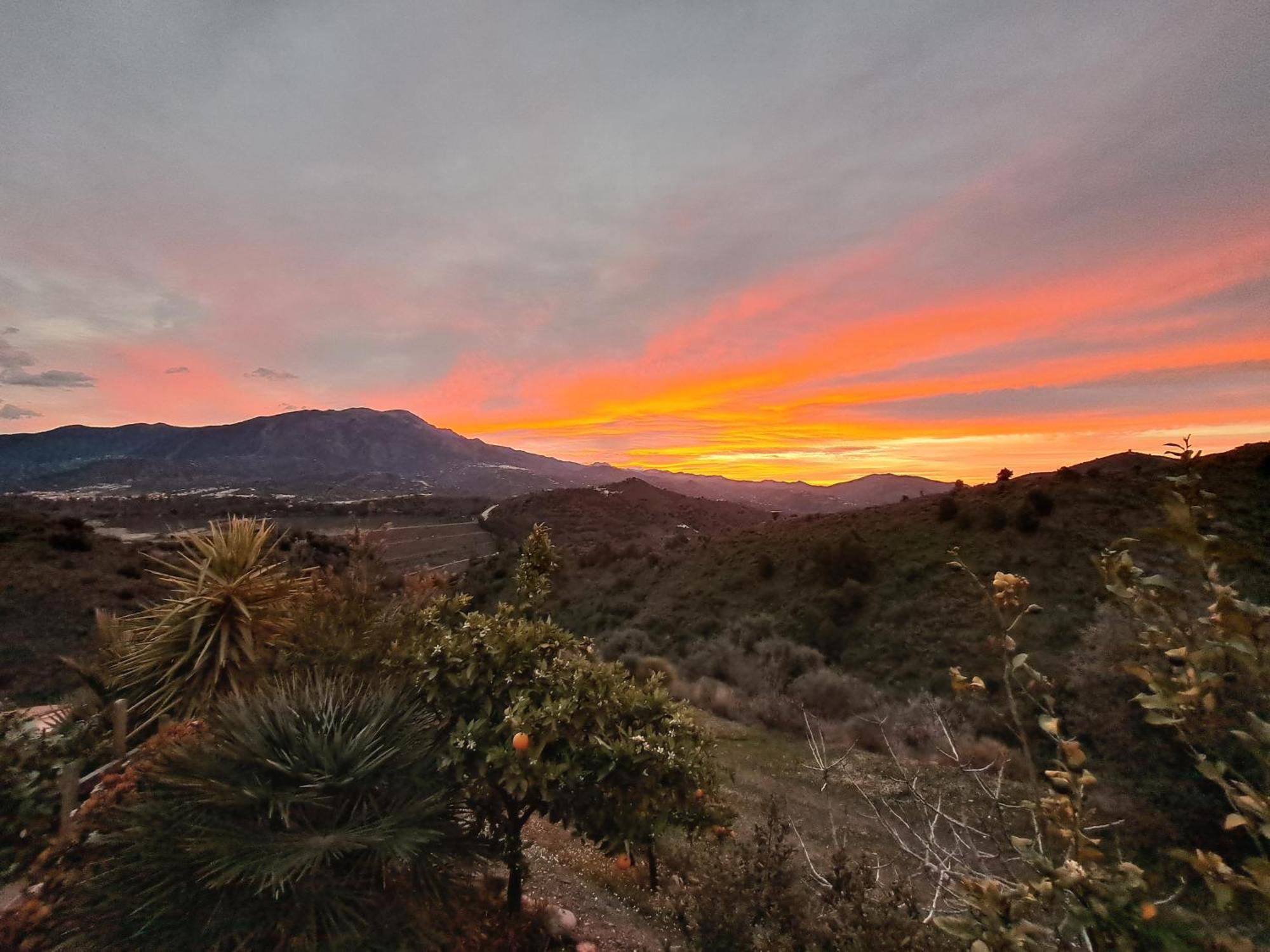 Casa Amani Bed & Breakfast Vinuela Luaran gambar